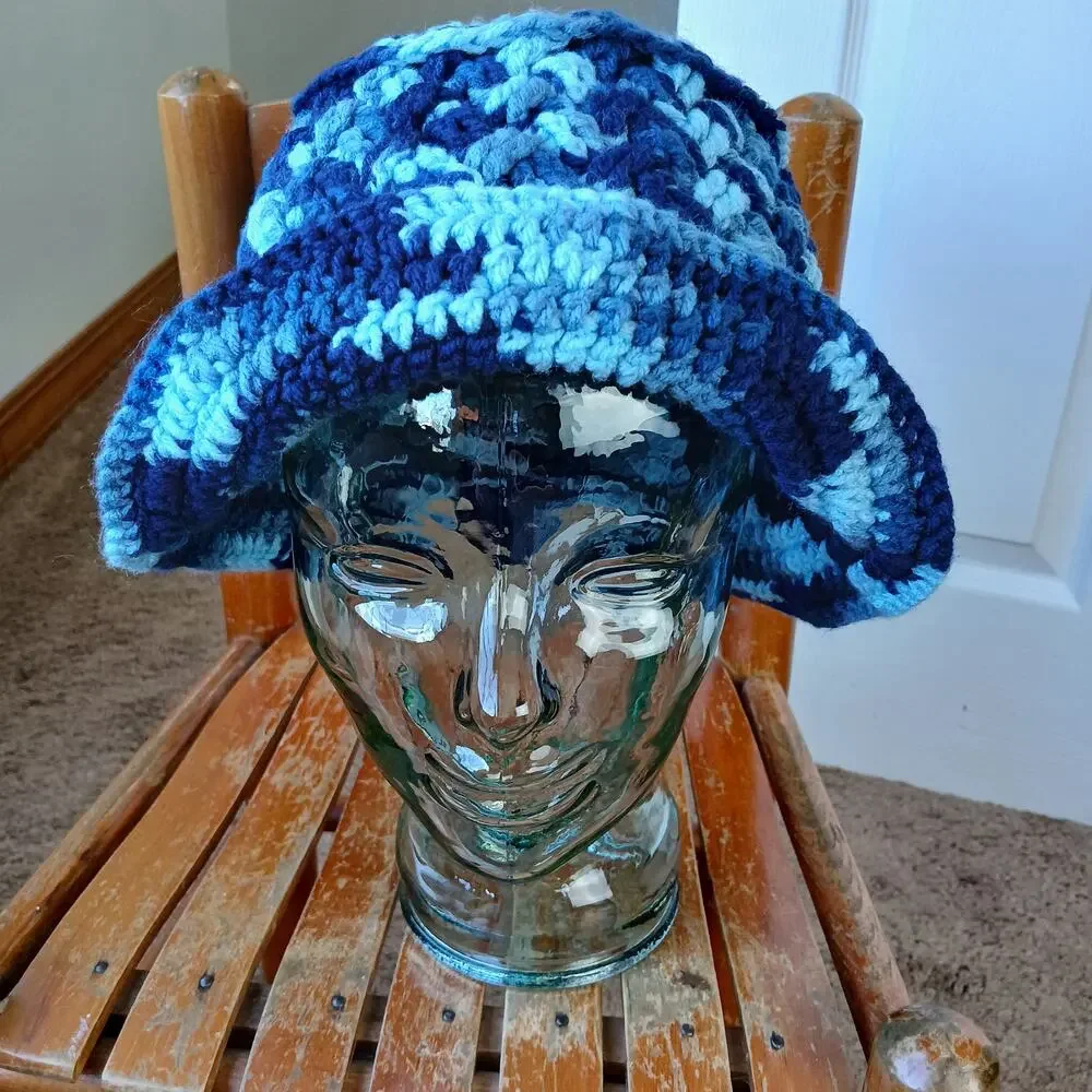 Hand Crafted posh hooking